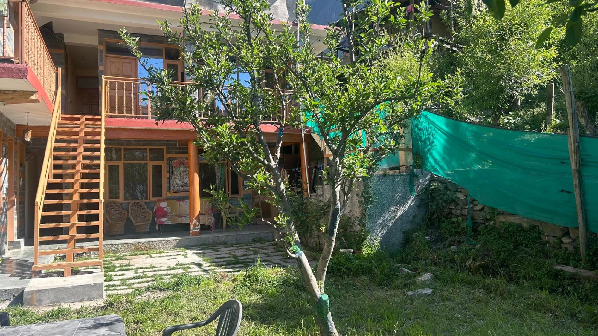 Sunface Homestay Manāli Exteriér fotografie