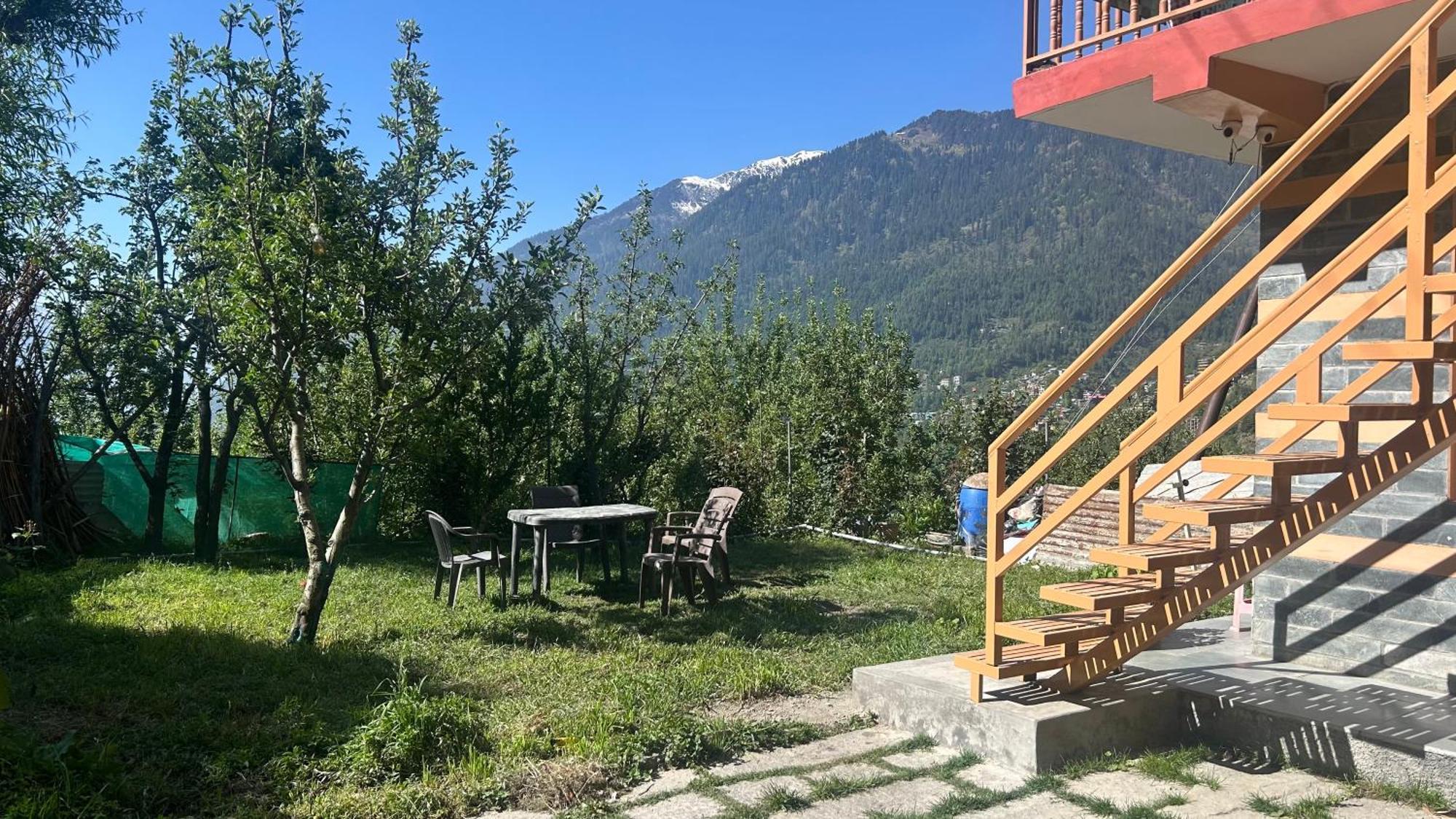 Sunface Homestay Manāli Exteriér fotografie