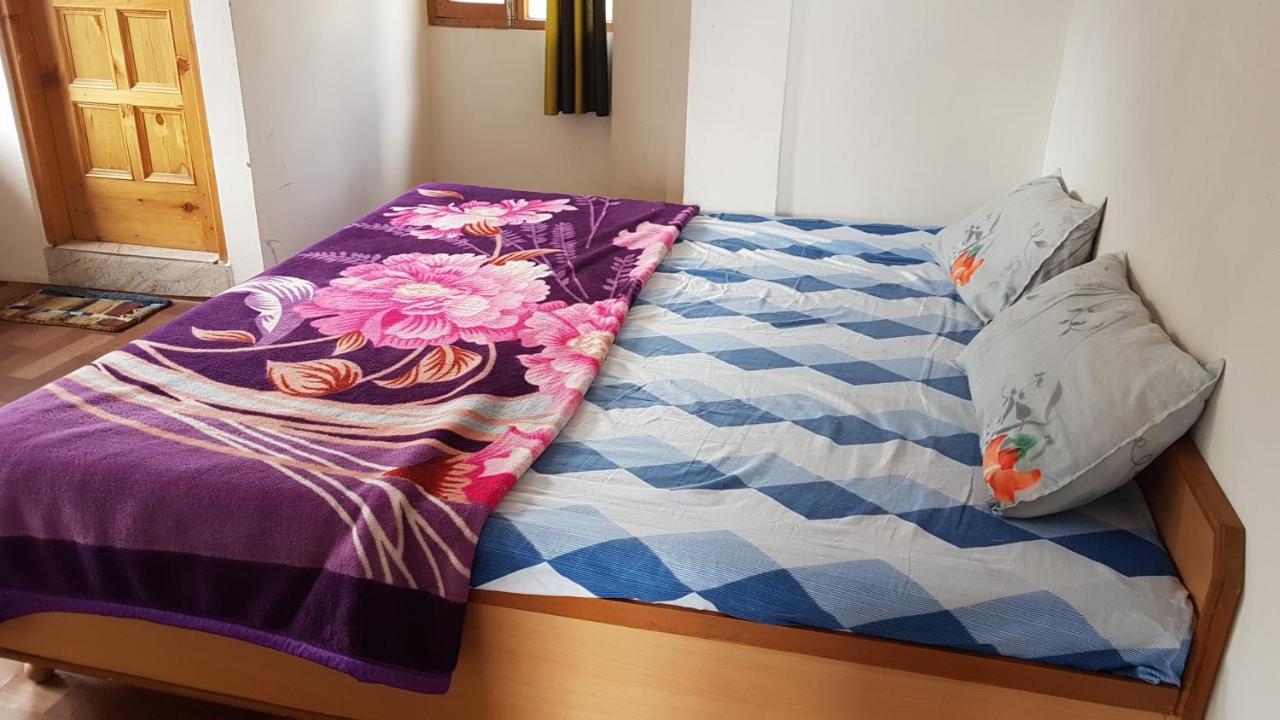 Sunface Homestay Manāli Exteriér fotografie